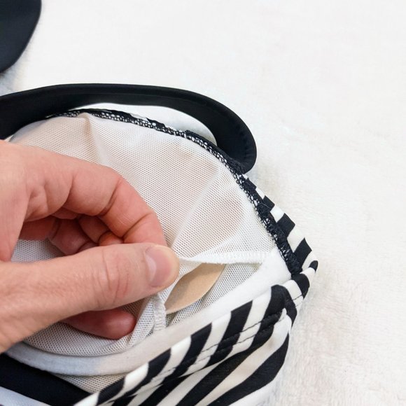 NWT Athleta Bikini Top Slash Stripe Pura 32 B/C - Picture 10 of 14